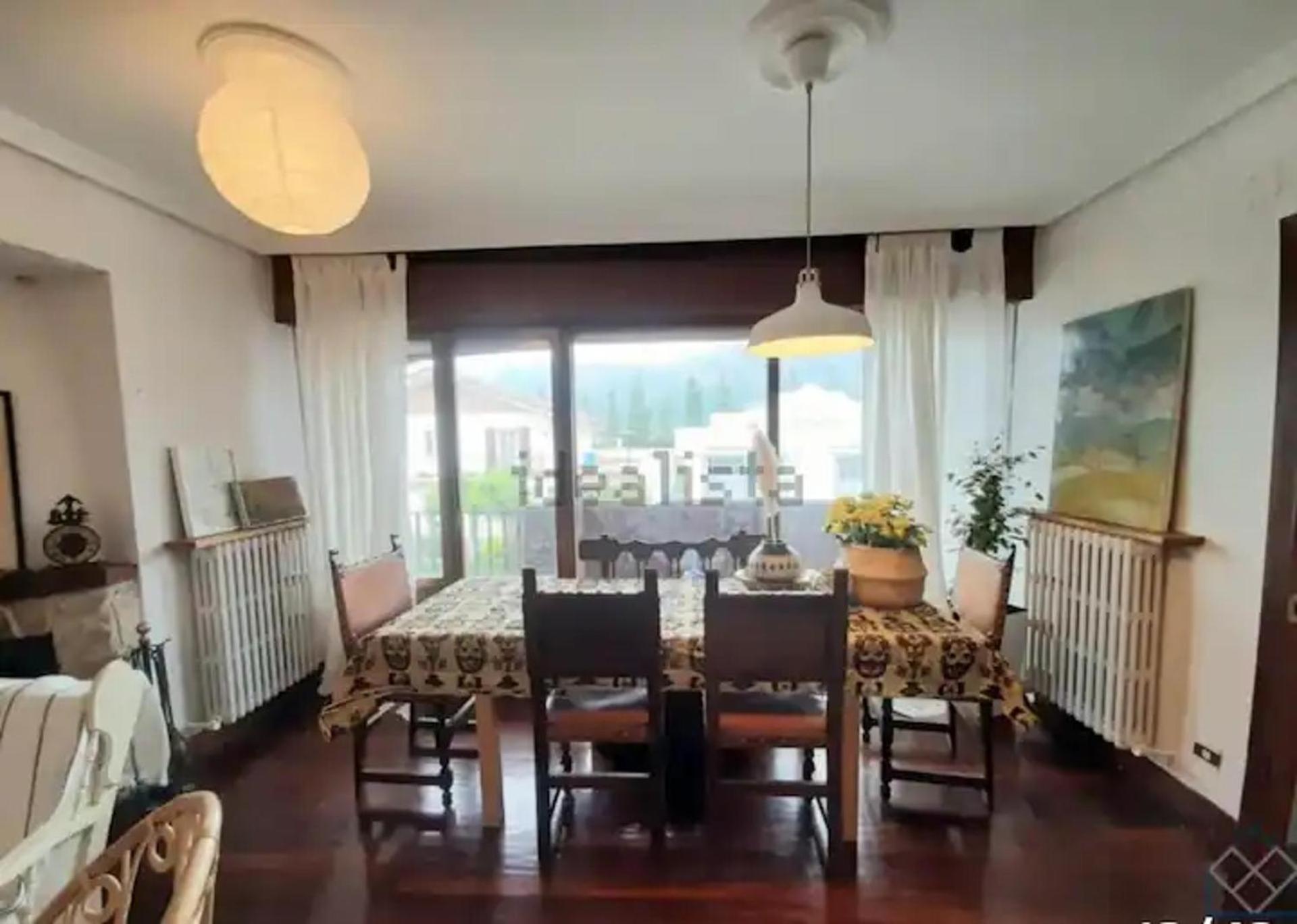 3-Bed Artist Chalet Near San Sebastian Sleeps 6 Arruazu Exterior photo